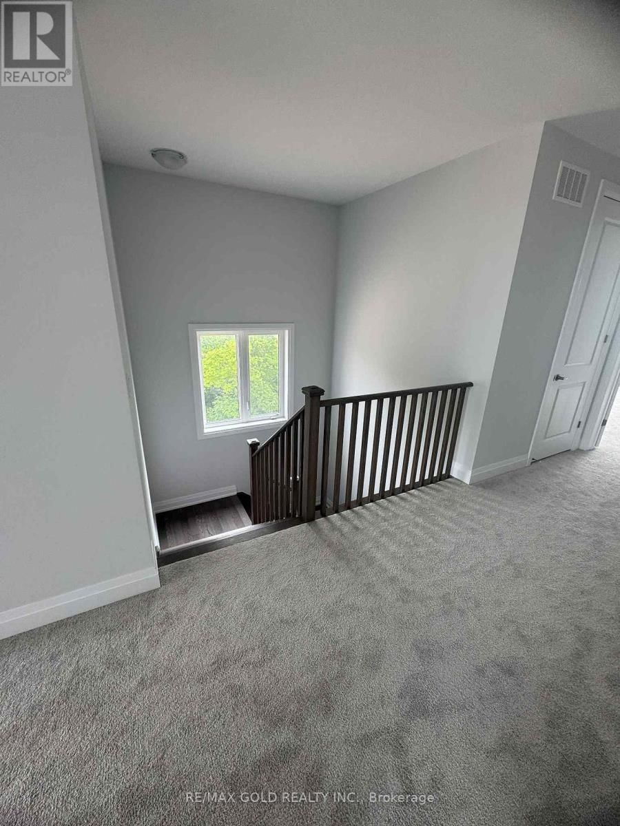 129 HARWOOD AVENUE Image 10