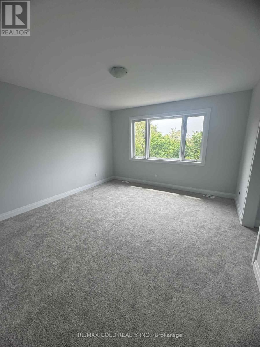 129 HARWOOD AVENUE Image 15