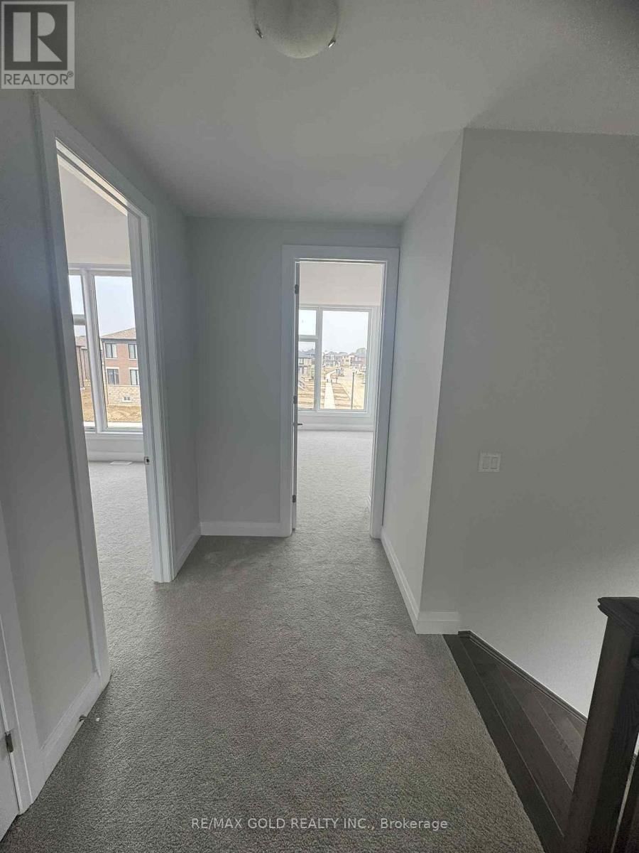 129 HARWOOD AVENUE Image 19