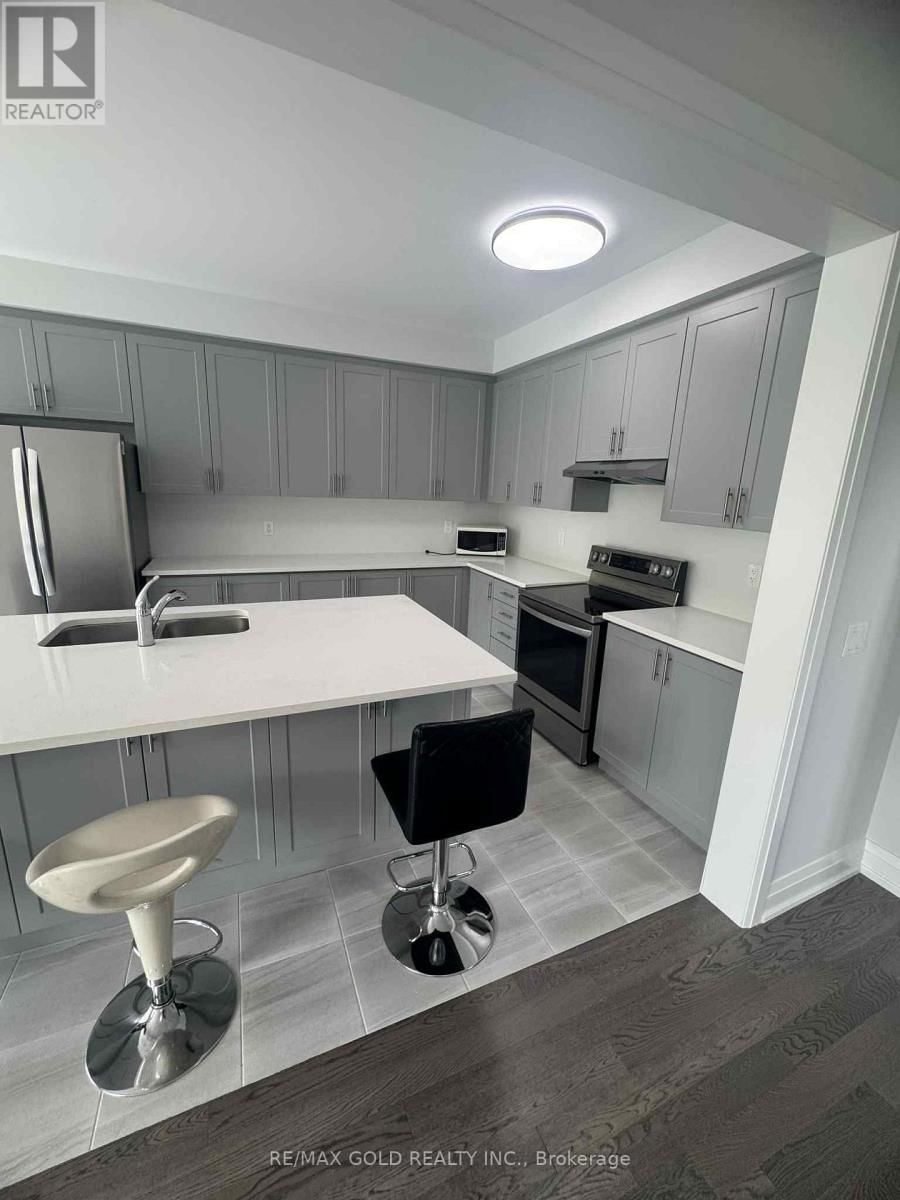 129 HARWOOD AVENUE Image 27
