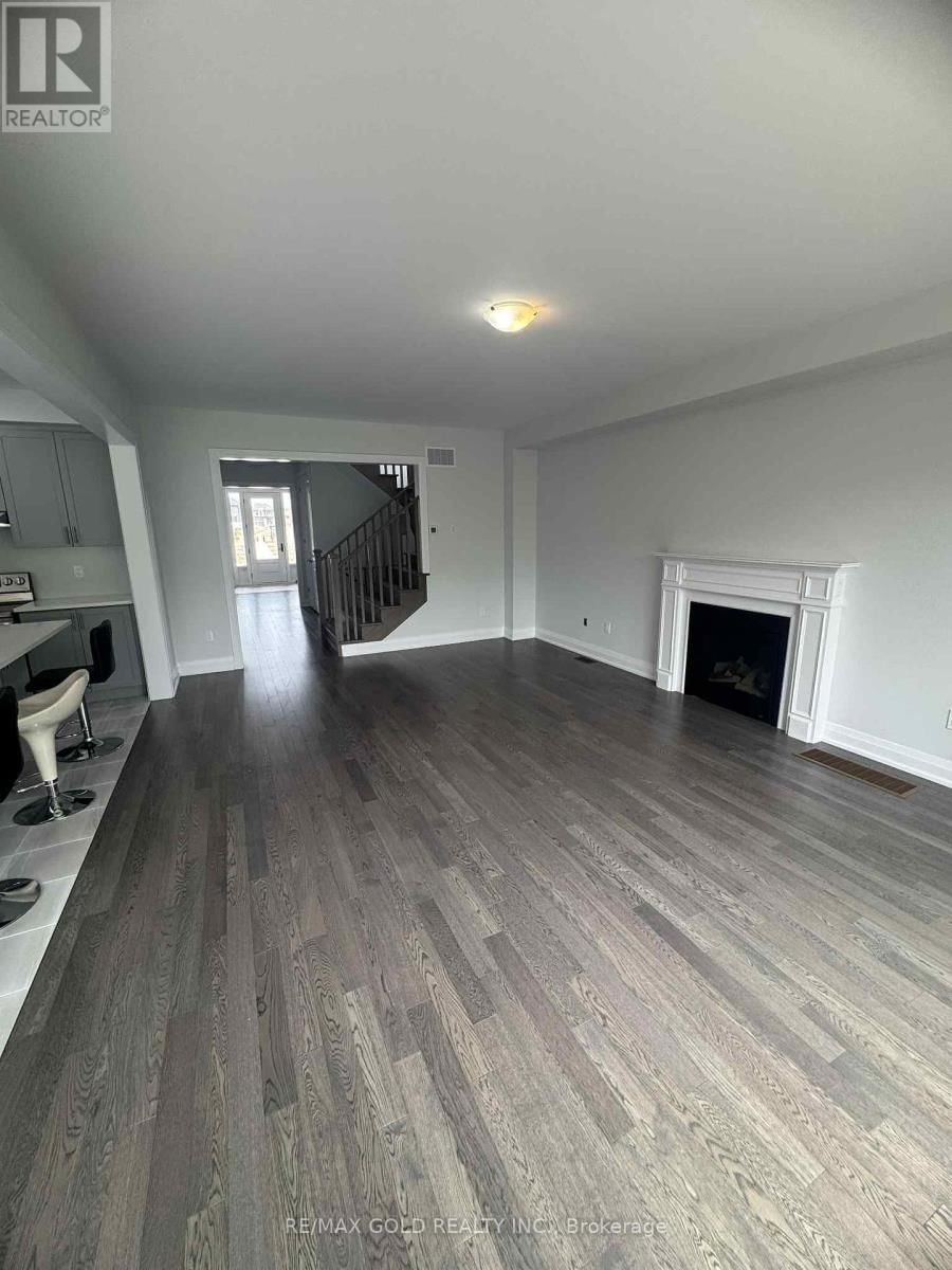 129 HARWOOD AVENUE Image 30