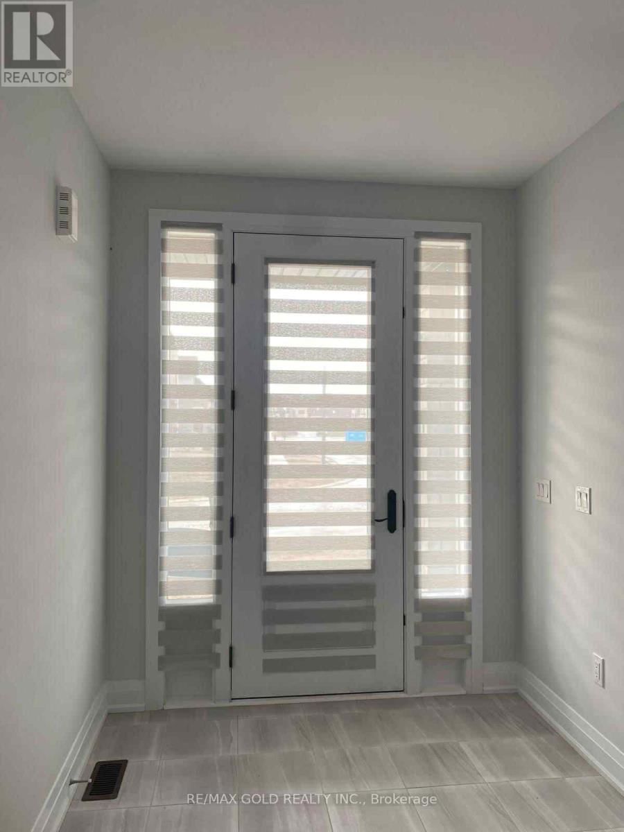 129 HARWOOD AVENUE Image 39