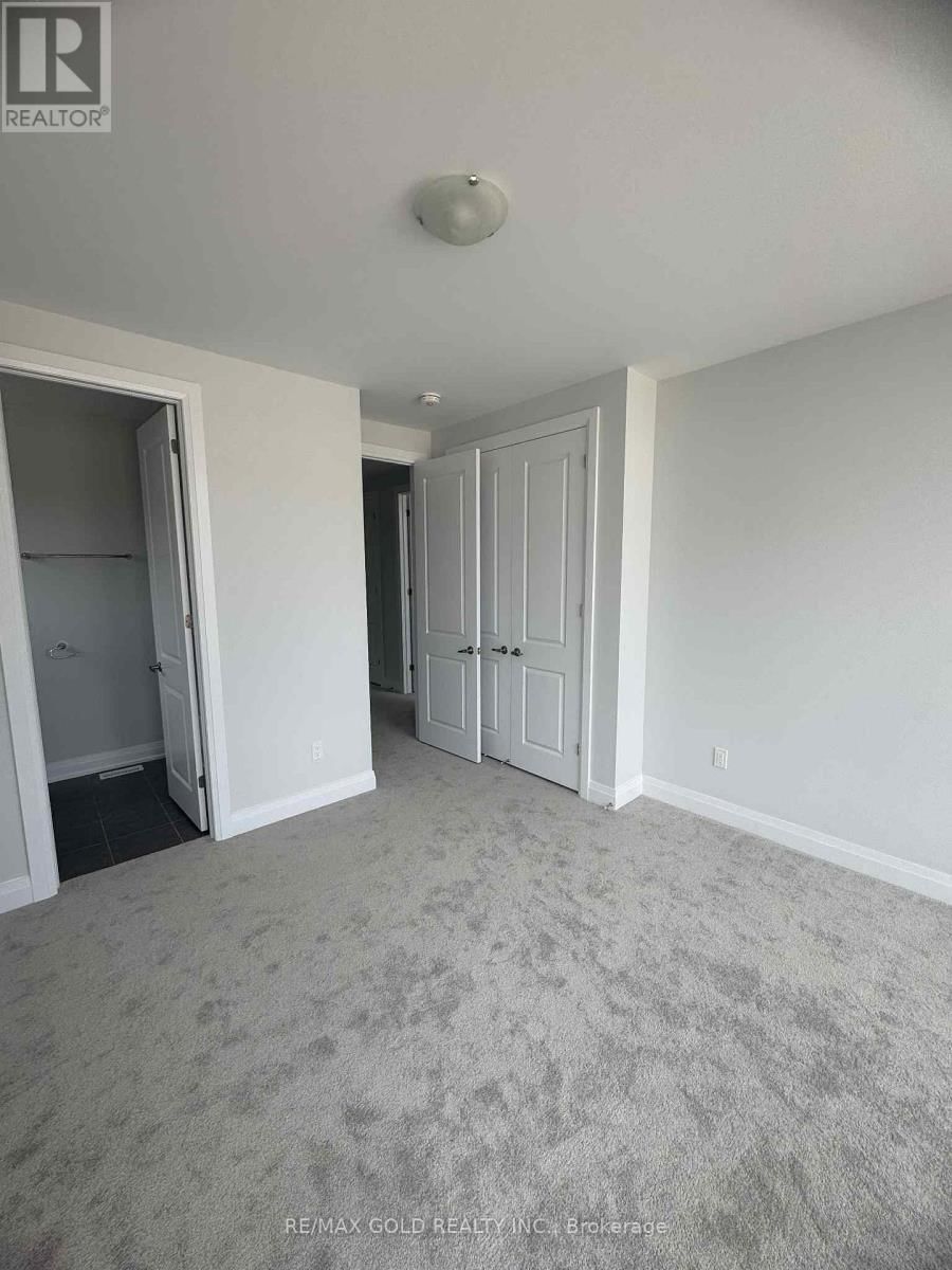 129 HARWOOD AVENUE Image 6