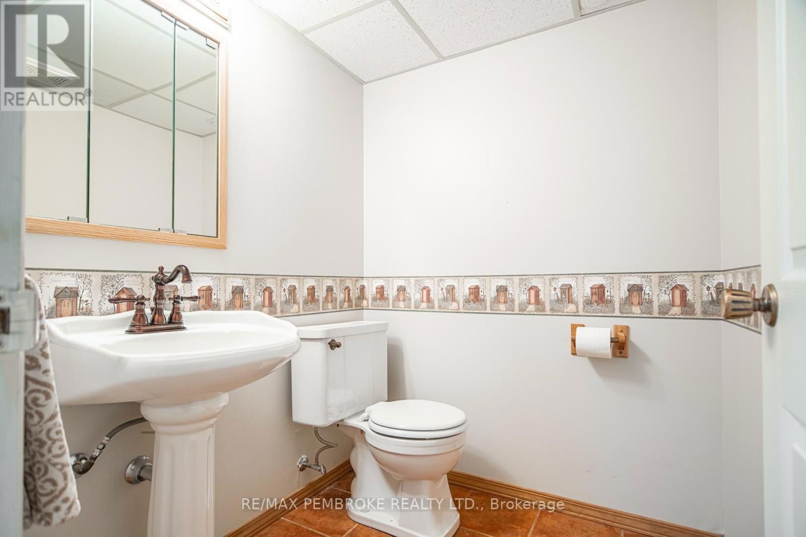 545 HERBERT STREET Image 22