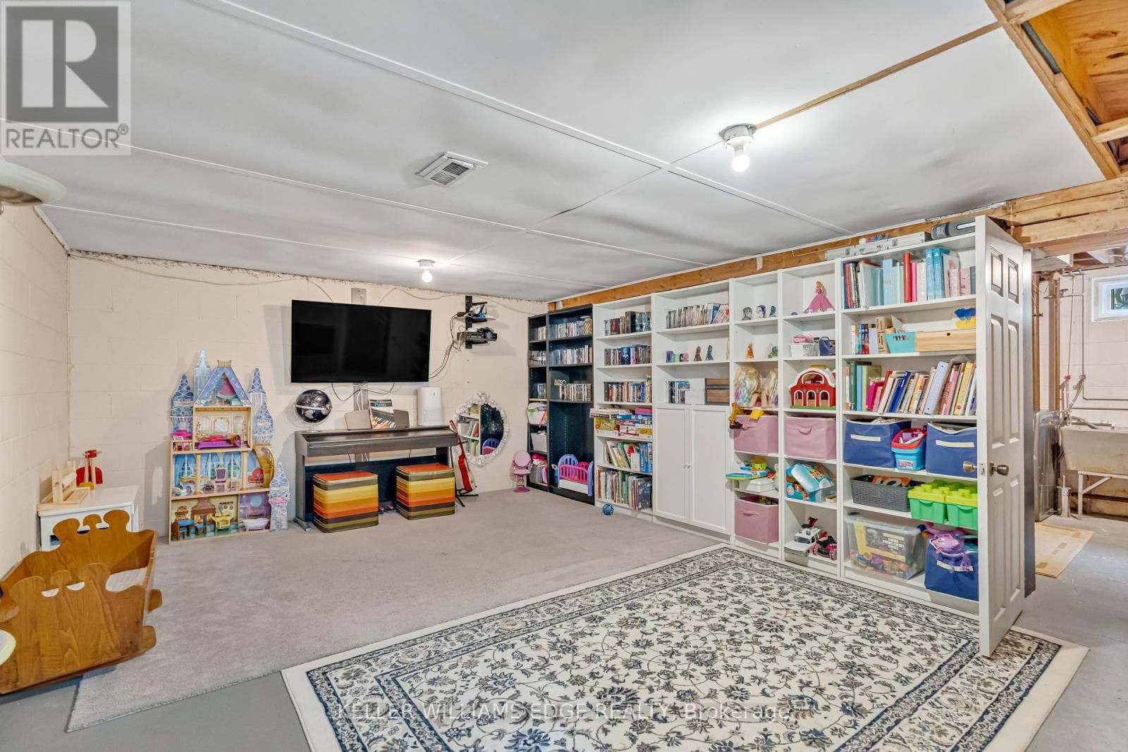 51 LUSCOMBE STREET Image 32