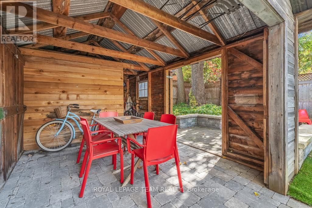 124 KEEFER STREET Image 29