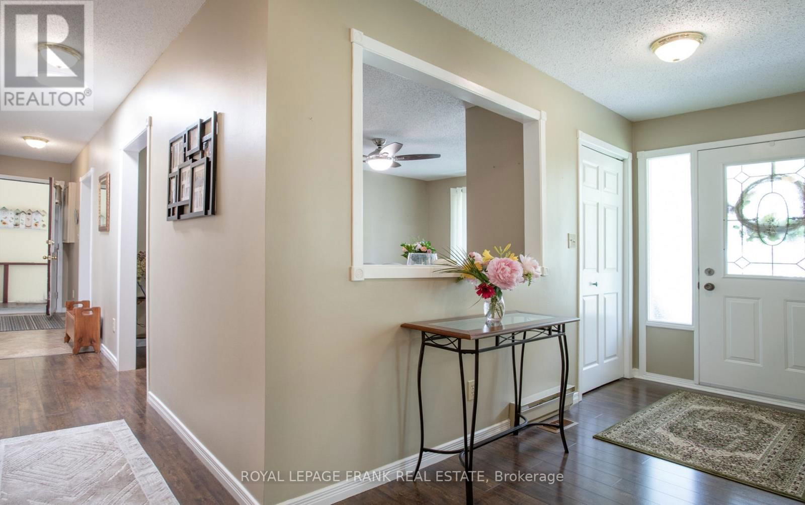 124 RILEY LANE Image 15