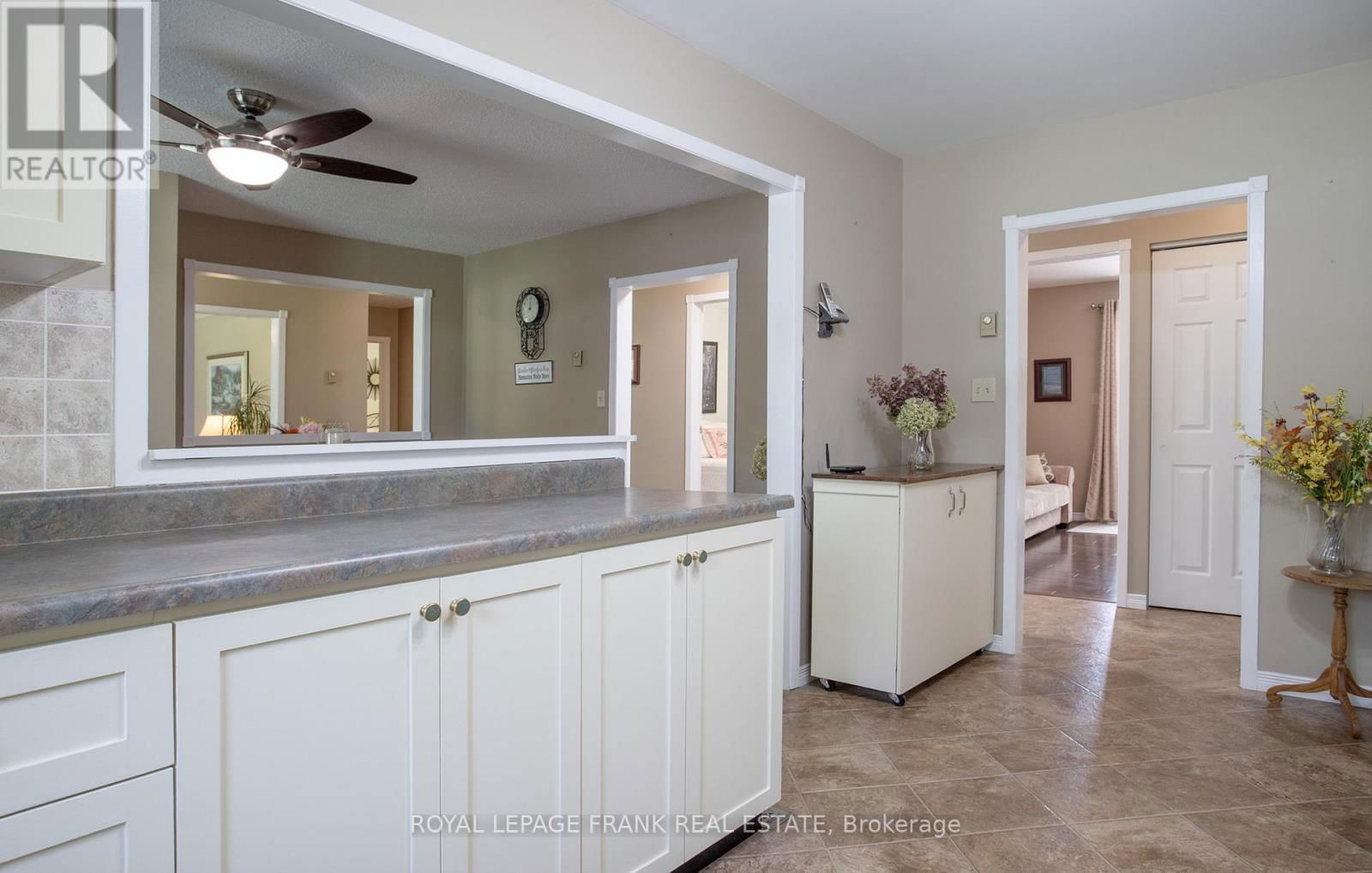 124 RILEY LANE Image 19