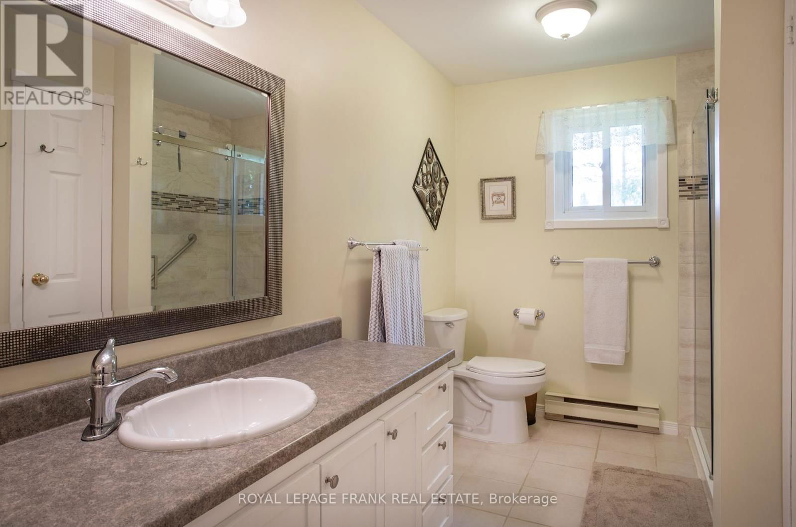 124 RILEY LANE Image 23