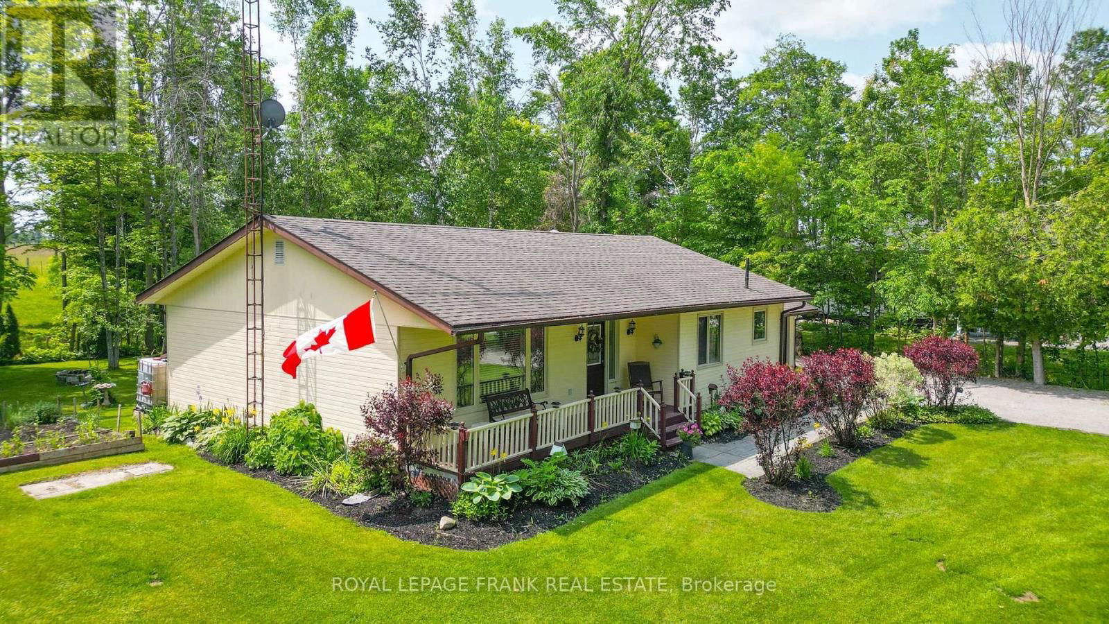 124 RILEY LANE Image 3