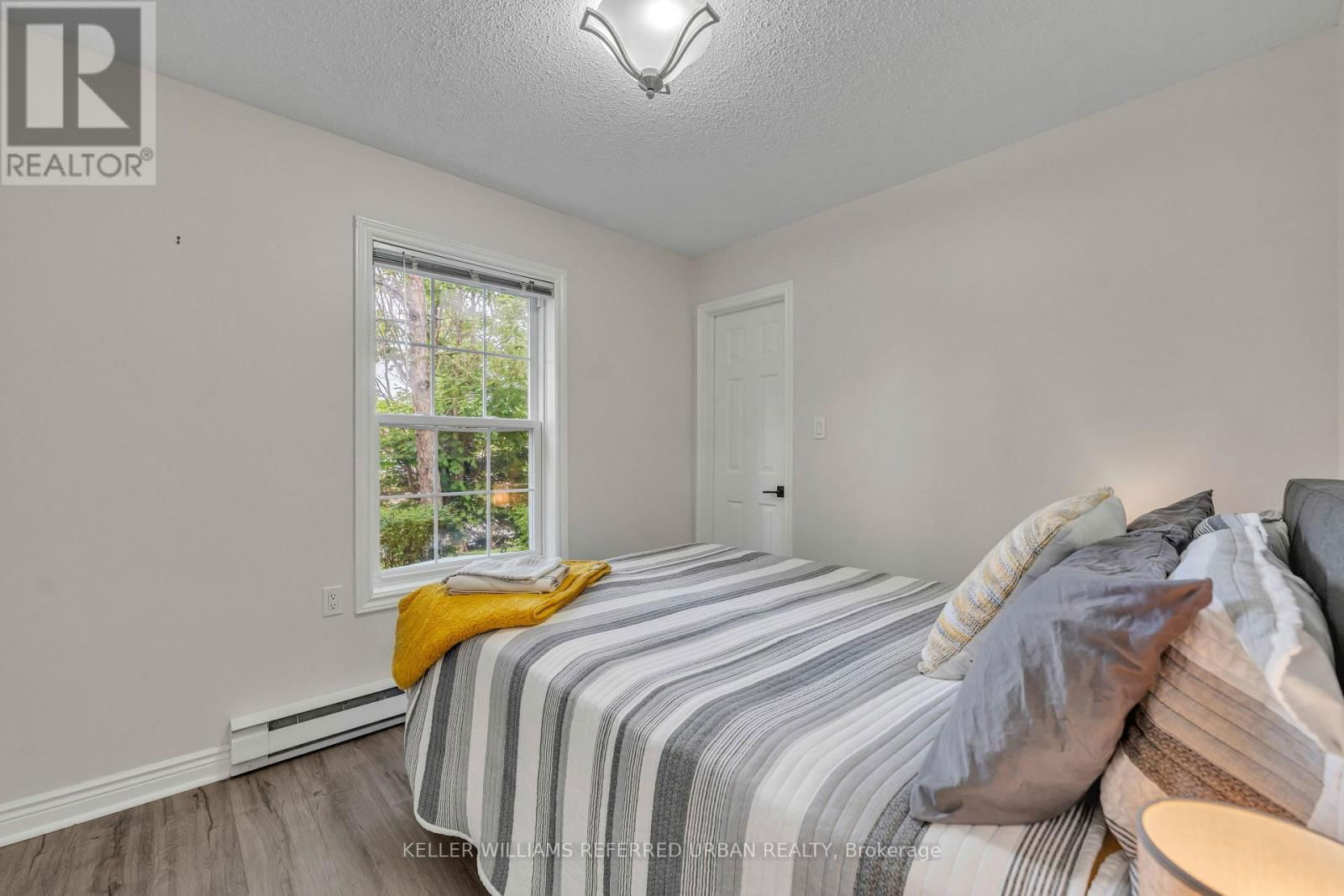E101 - 182 D'ARCY STREET EAST Image 22