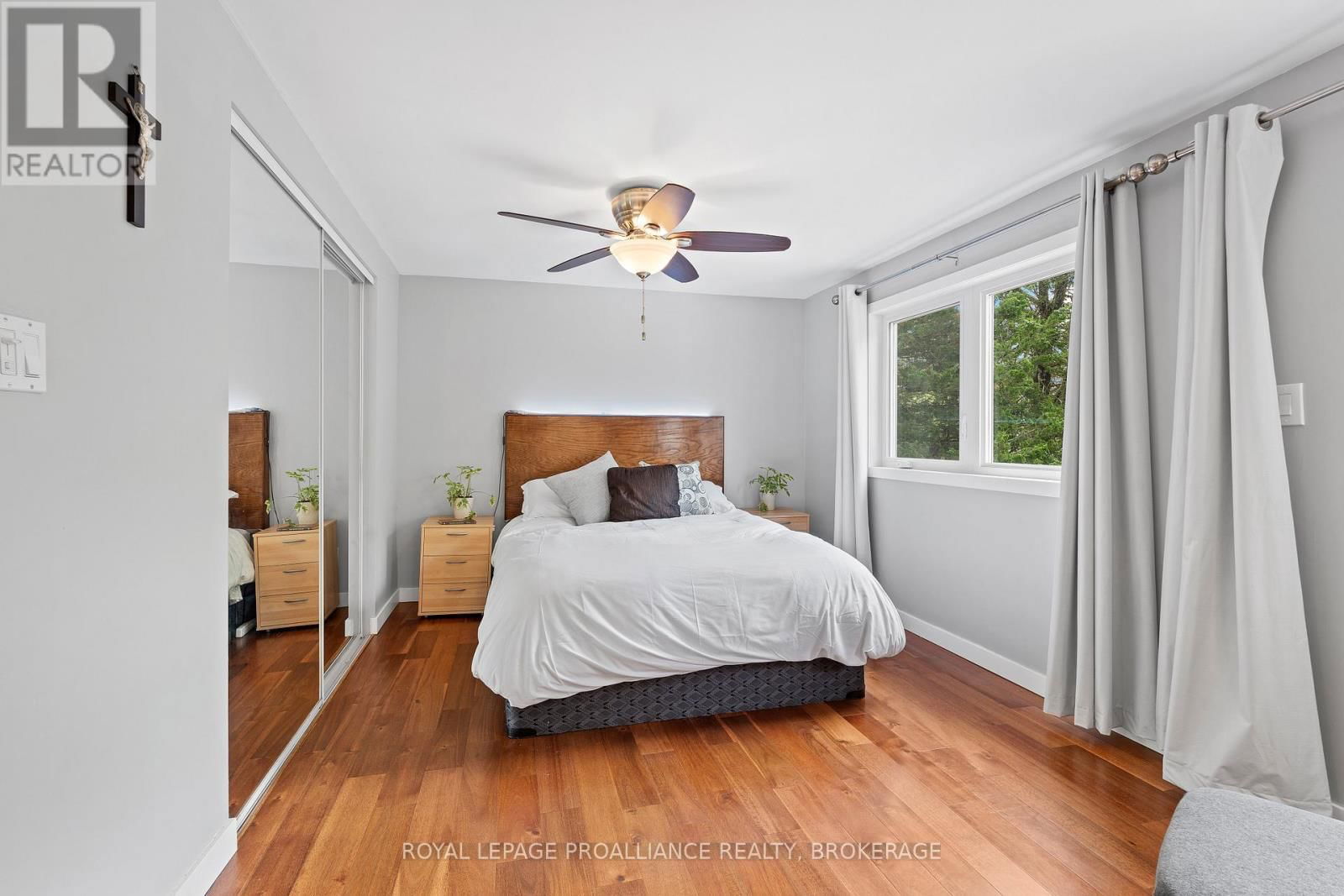 216 PHILLIPS STREET Image 20