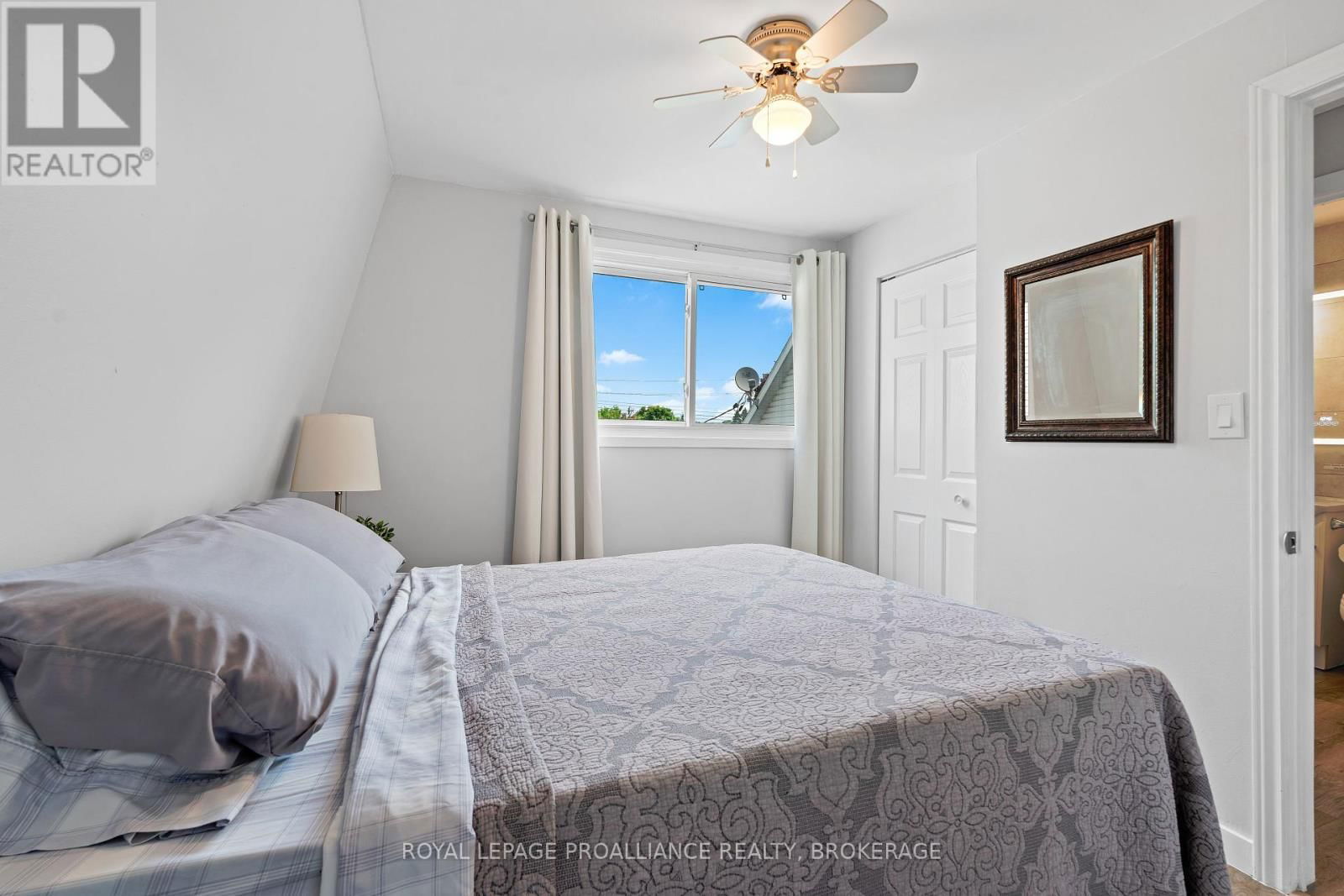 216 PHILLIPS STREET Image 47