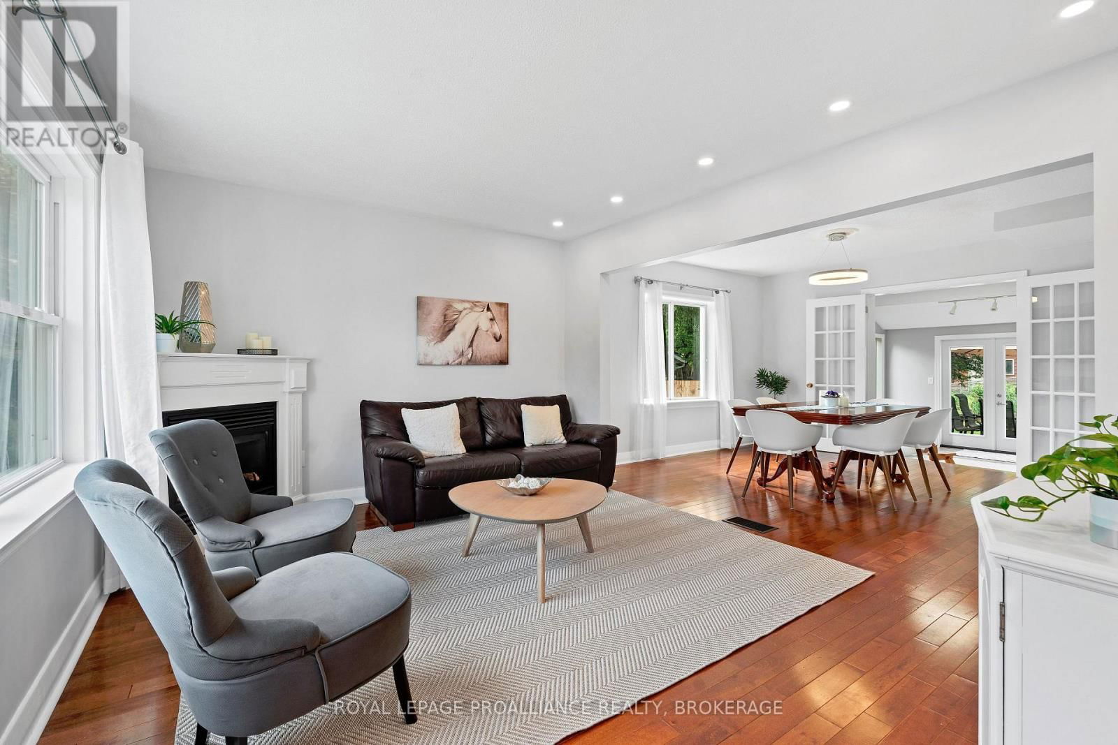 216 PHILLIPS STREET Image 7
