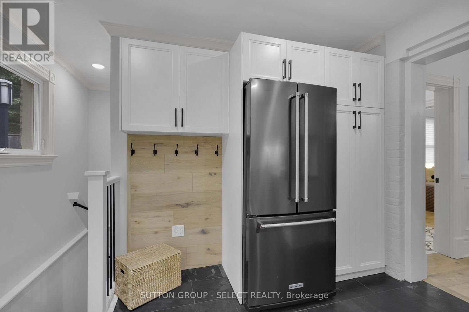 380 ST JAMES STREET Image 20