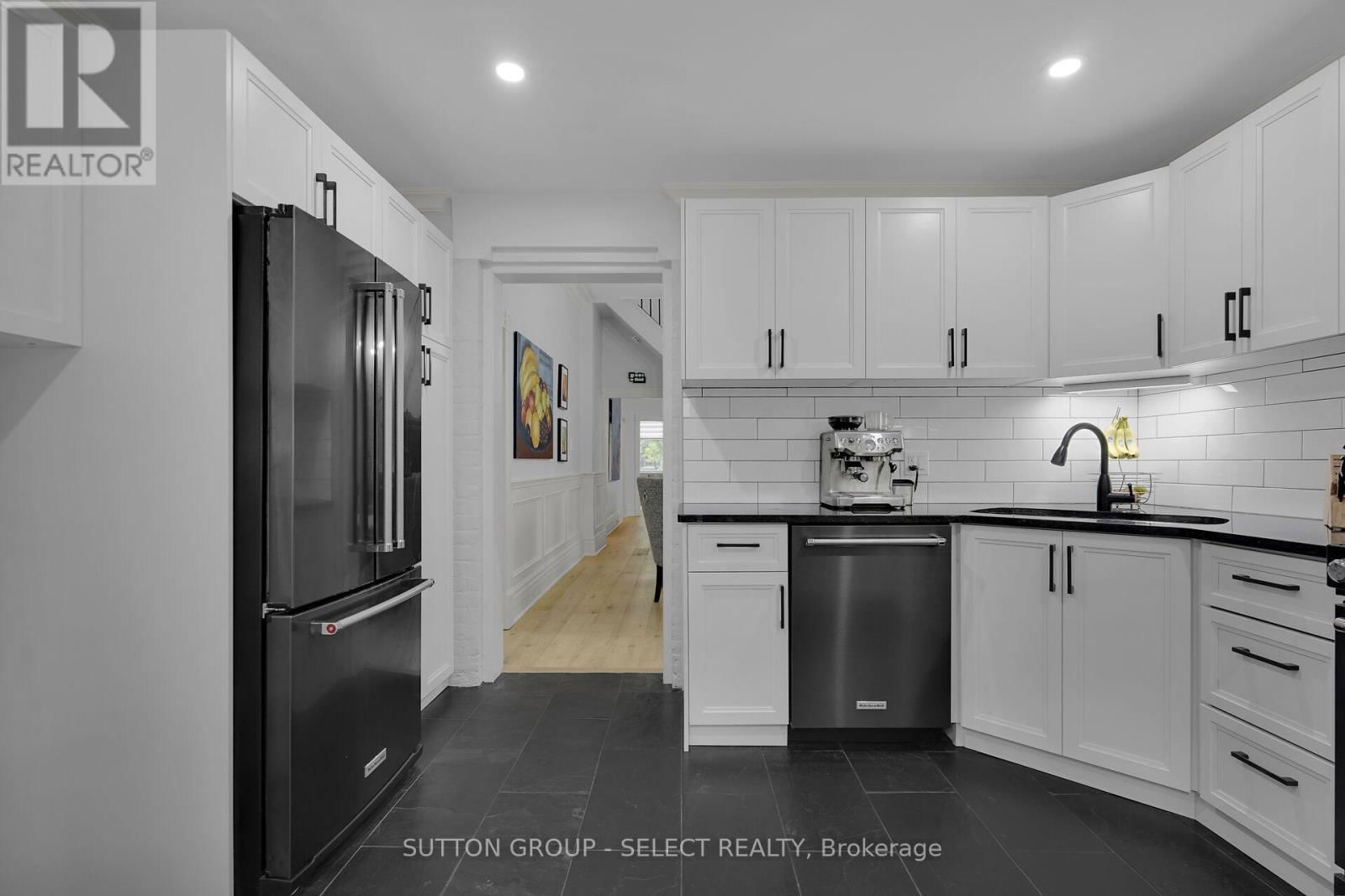 380 ST JAMES STREET Image 21