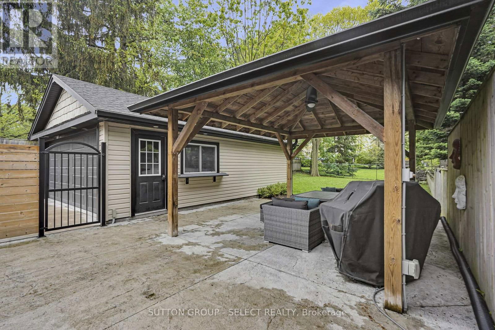 380 ST JAMES STREET Image 39