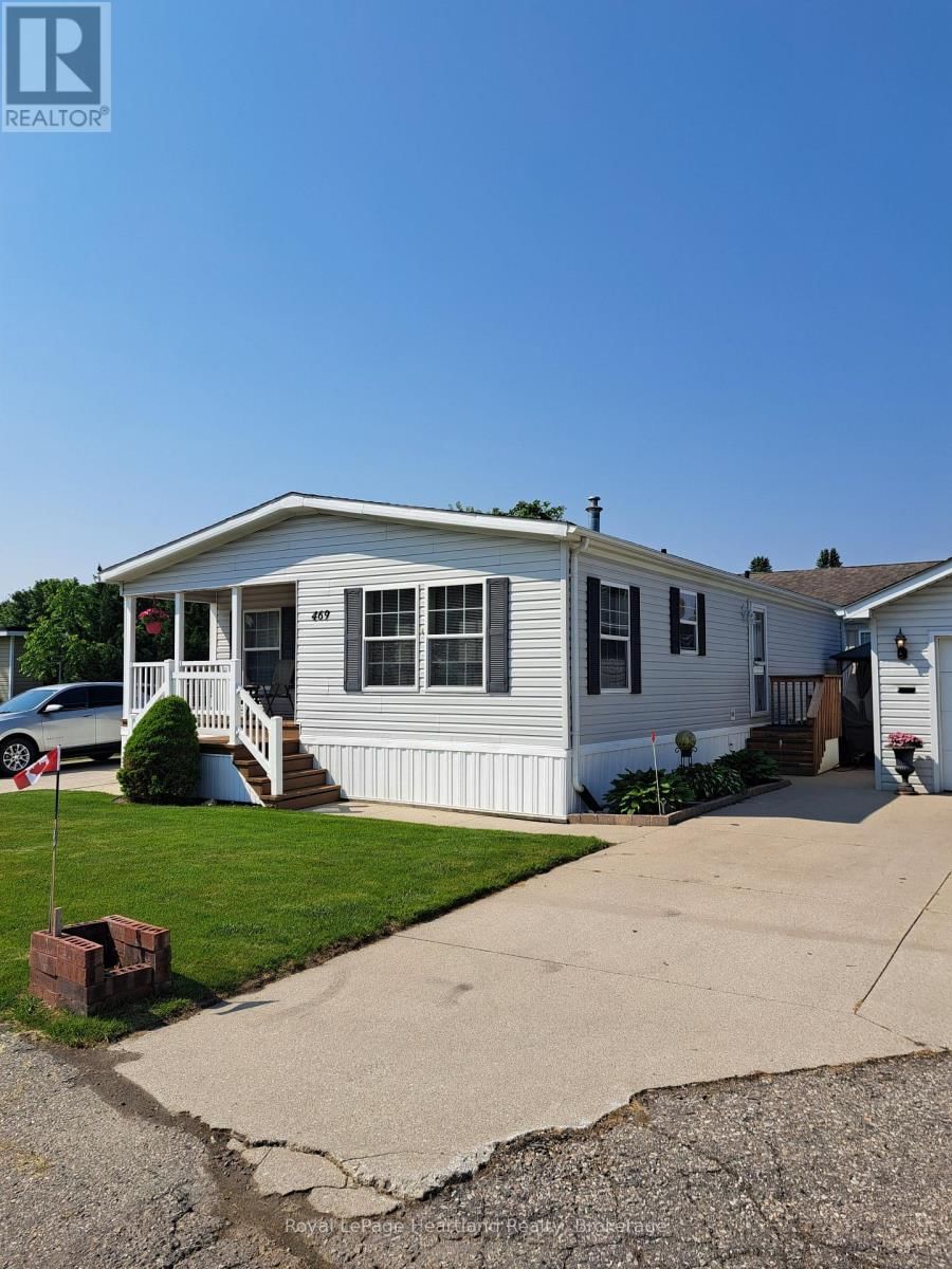 469 RICHARD CRESCENT Image 1