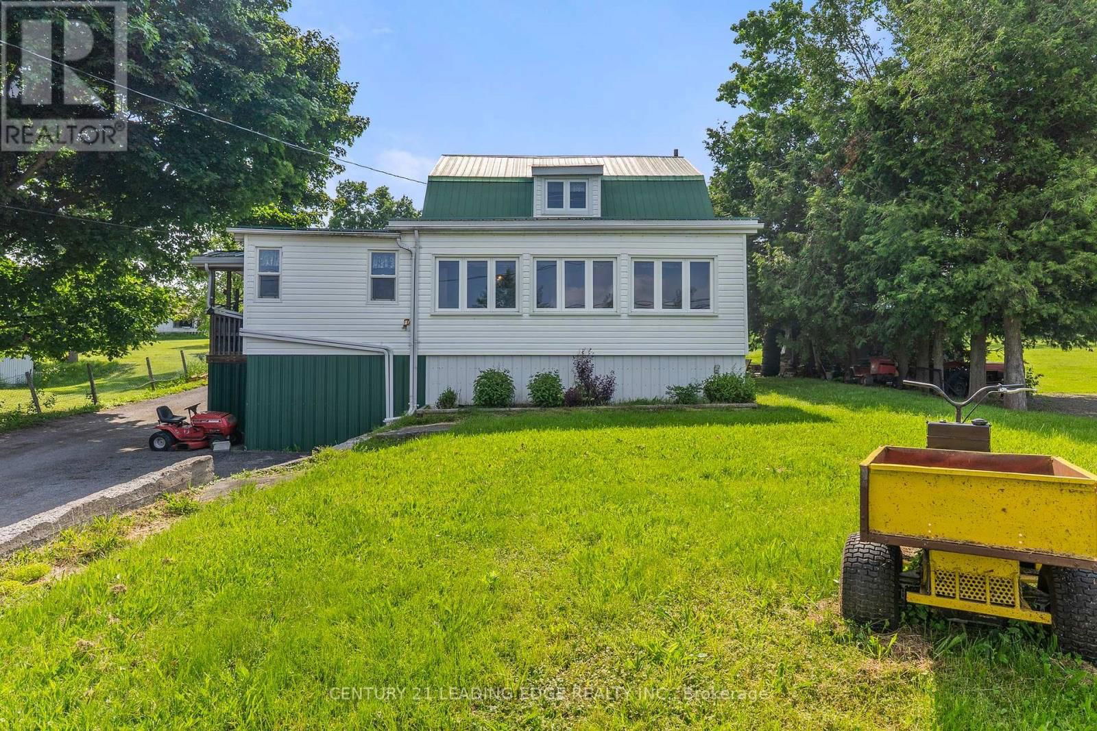 3094 LAKEFIELD ROAD Image 1