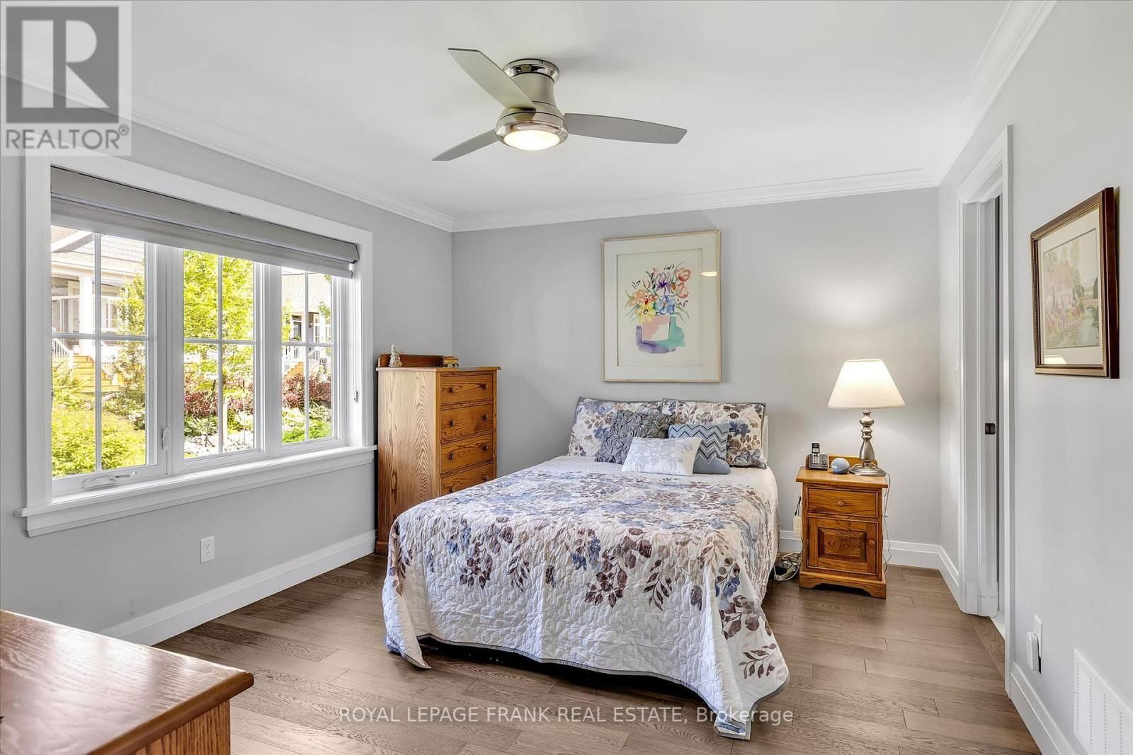9 IRONS AVENUE Image 15