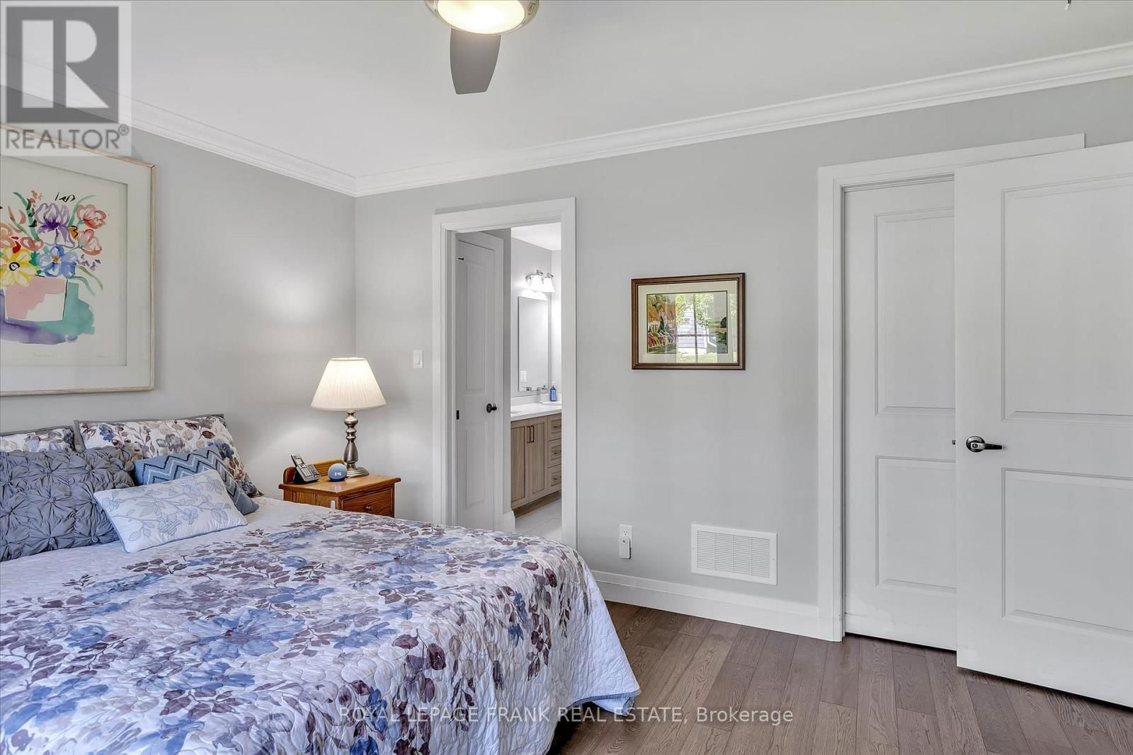 9 IRONS AVENUE Image 16