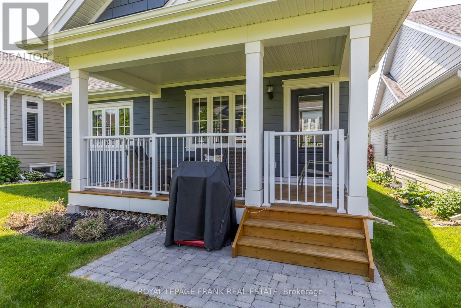 9 IRONS AVENUE Image 33