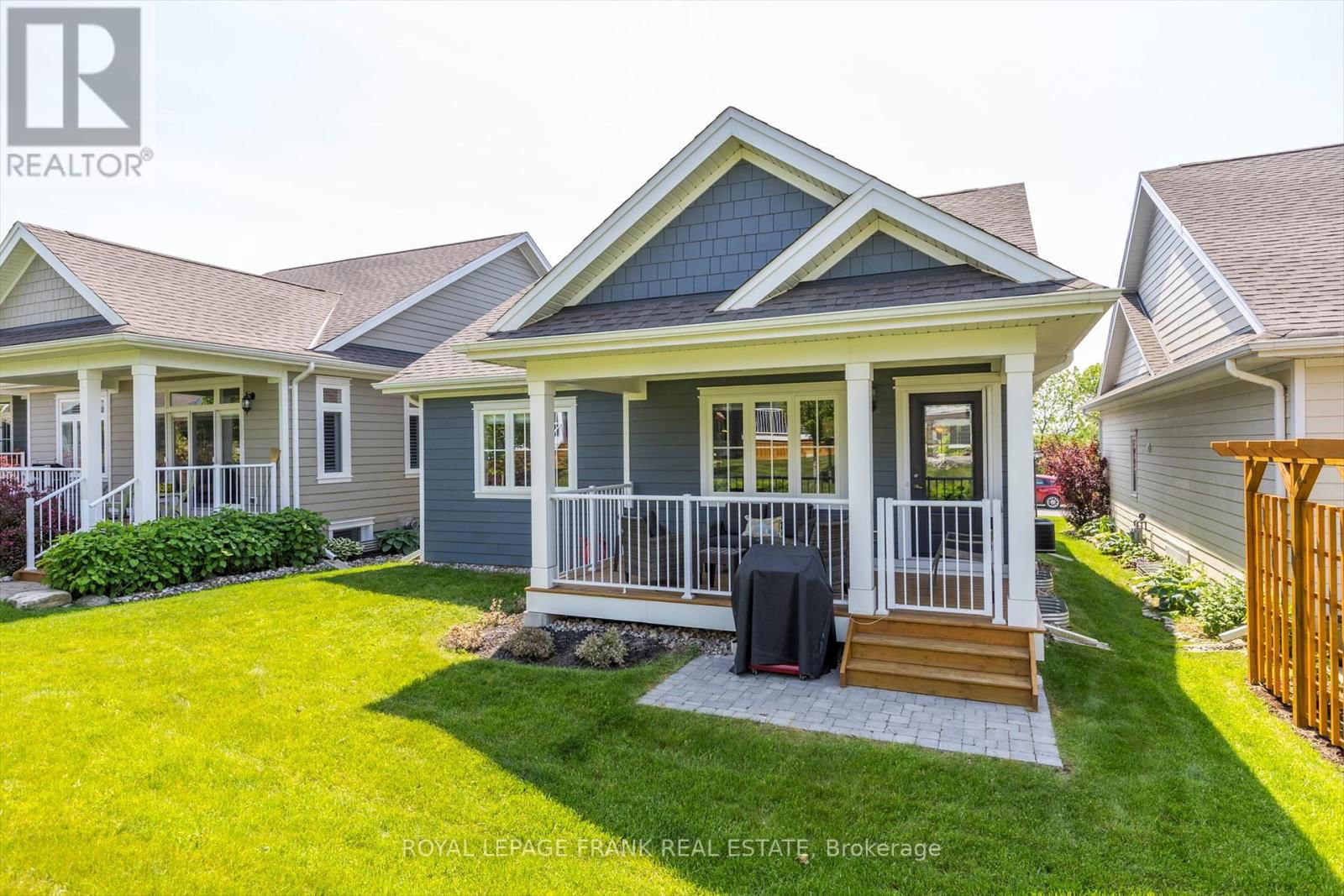 9 IRONS AVENUE Image 34