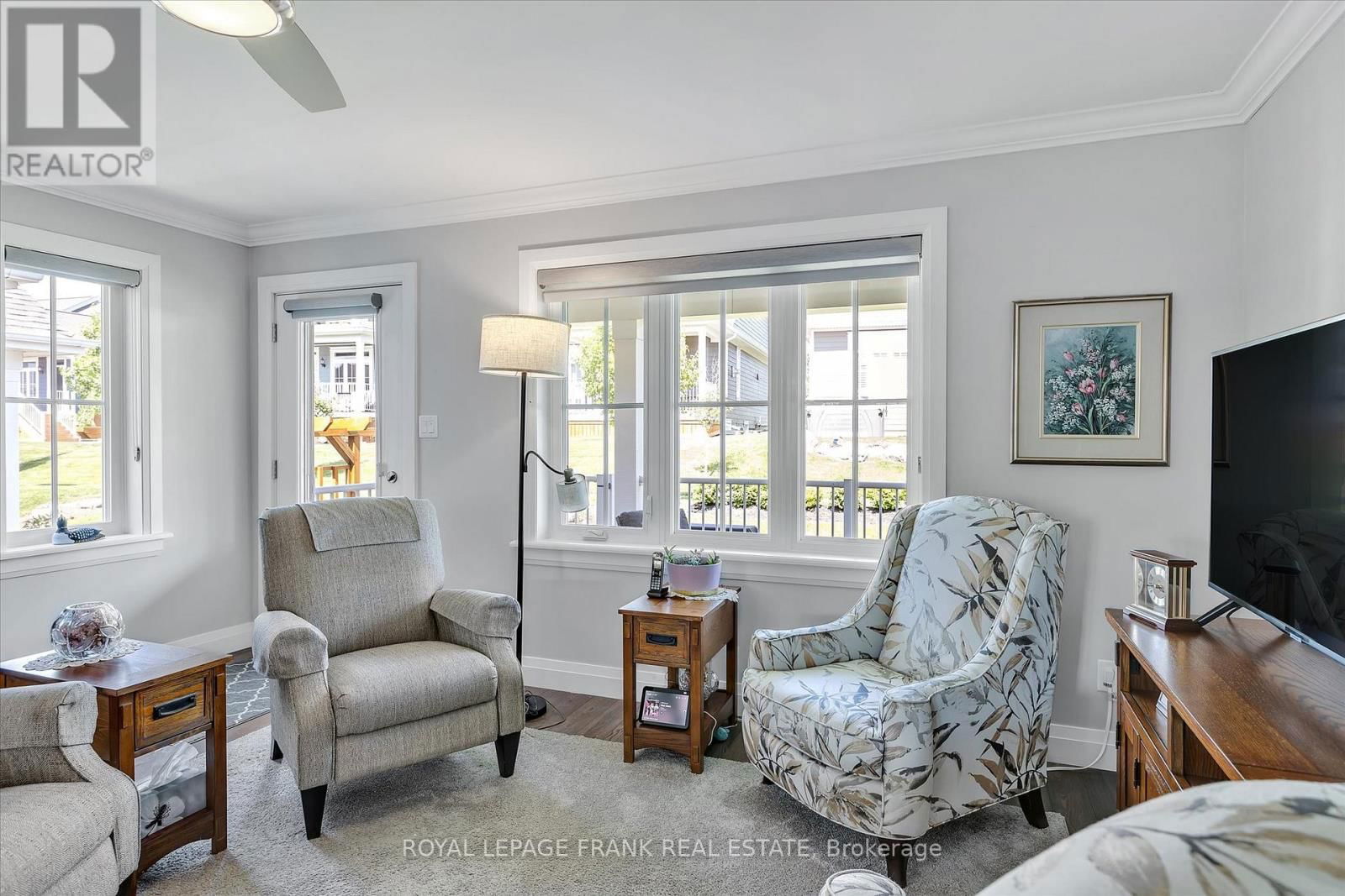 9 IRONS AVENUE Image 9