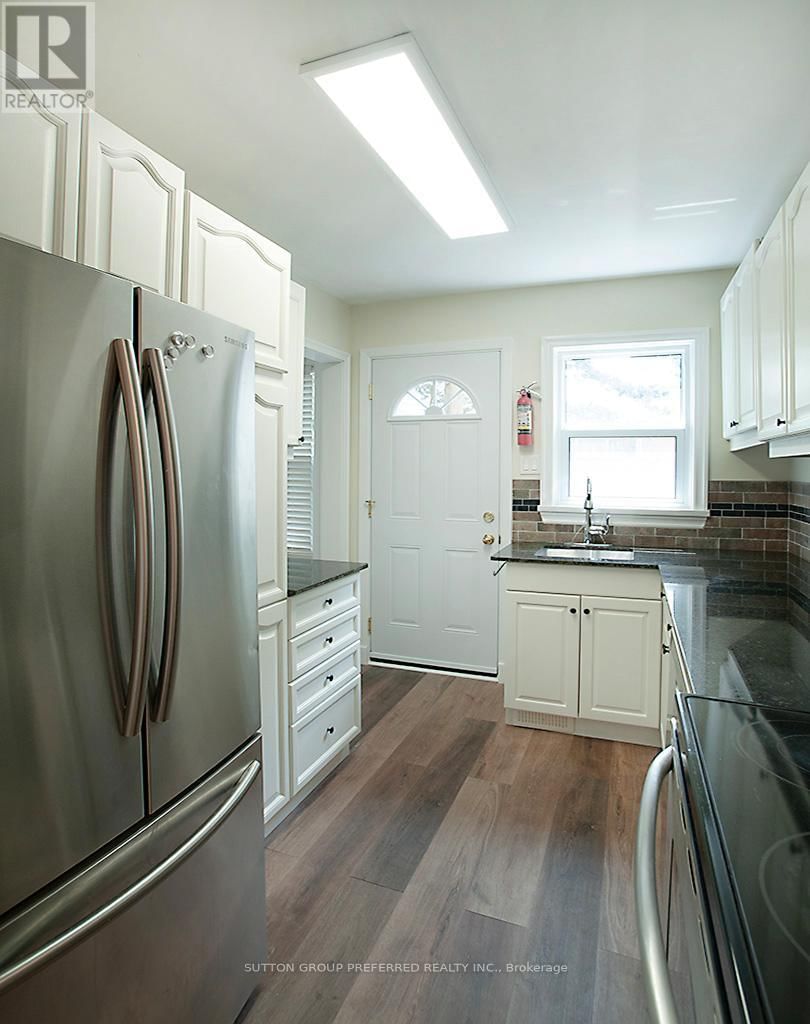 359 RIDOUT STREET SOUTH Image 4