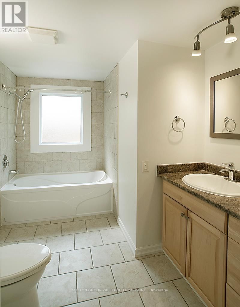 359 RIDOUT STREET SOUTH Image 7
