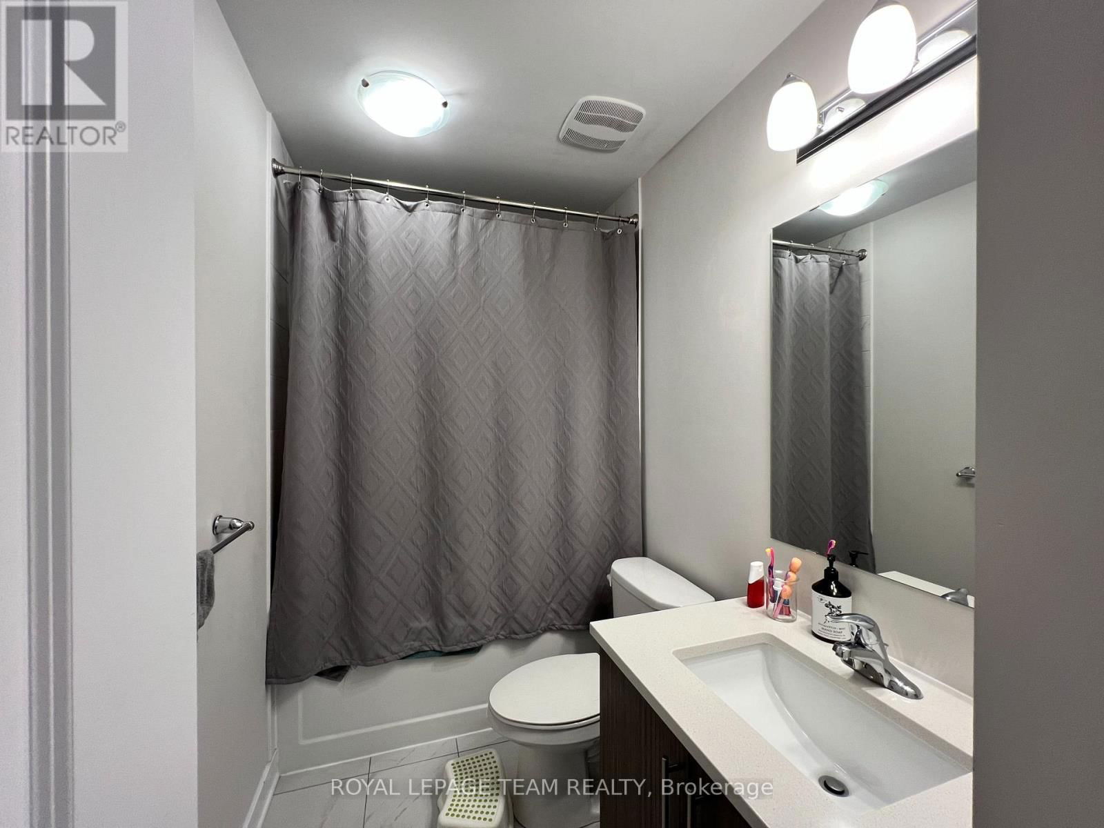 134 VISOR PRIVATE Image 12