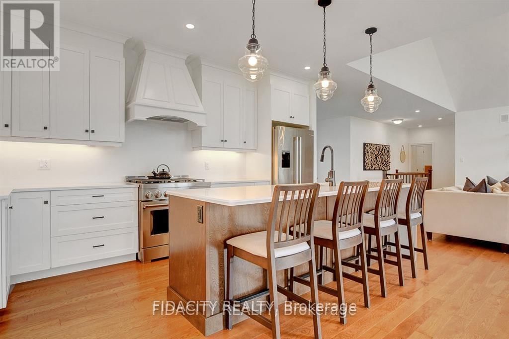 168 KASWIT DRIVE Image 16