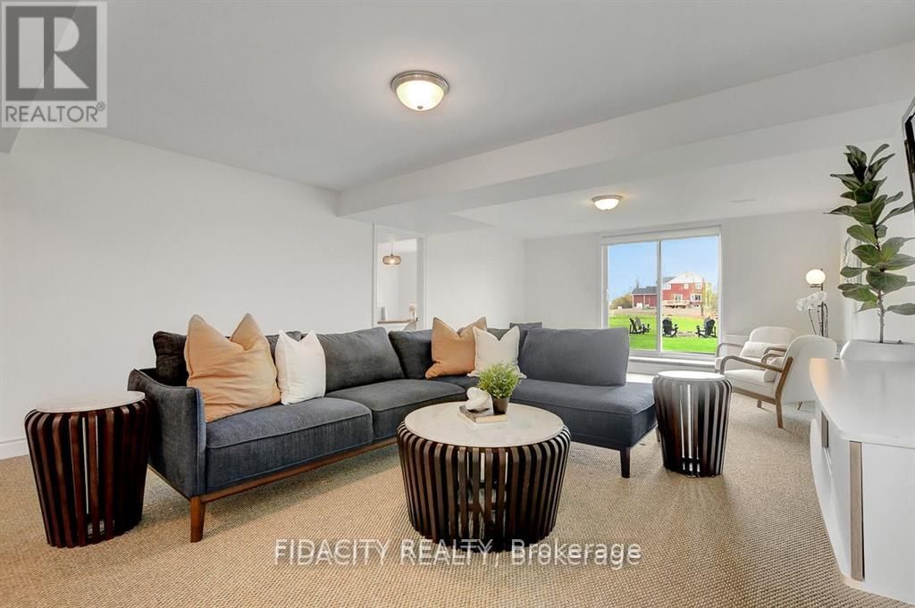 168 KASWIT DRIVE Image 26
