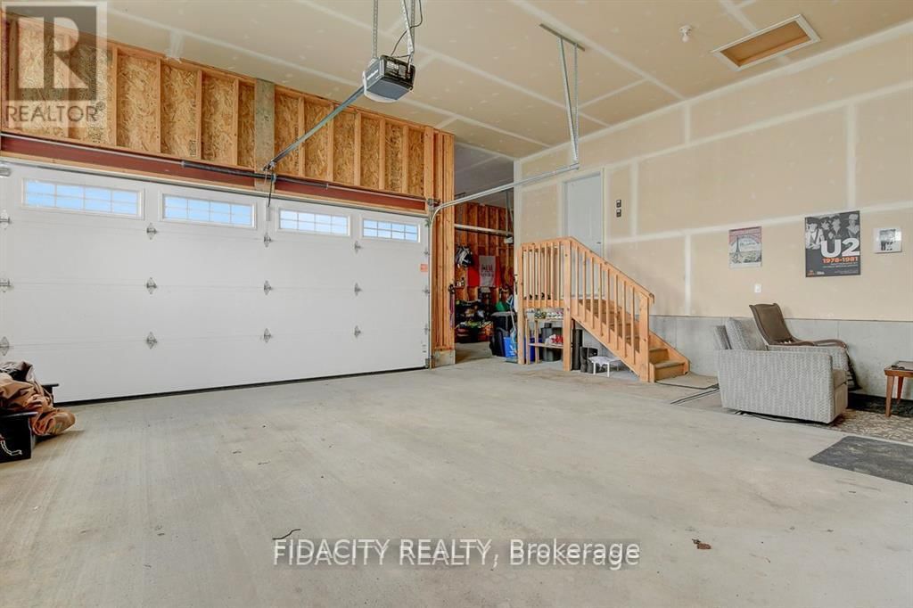 168 KASWIT DRIVE Image 35