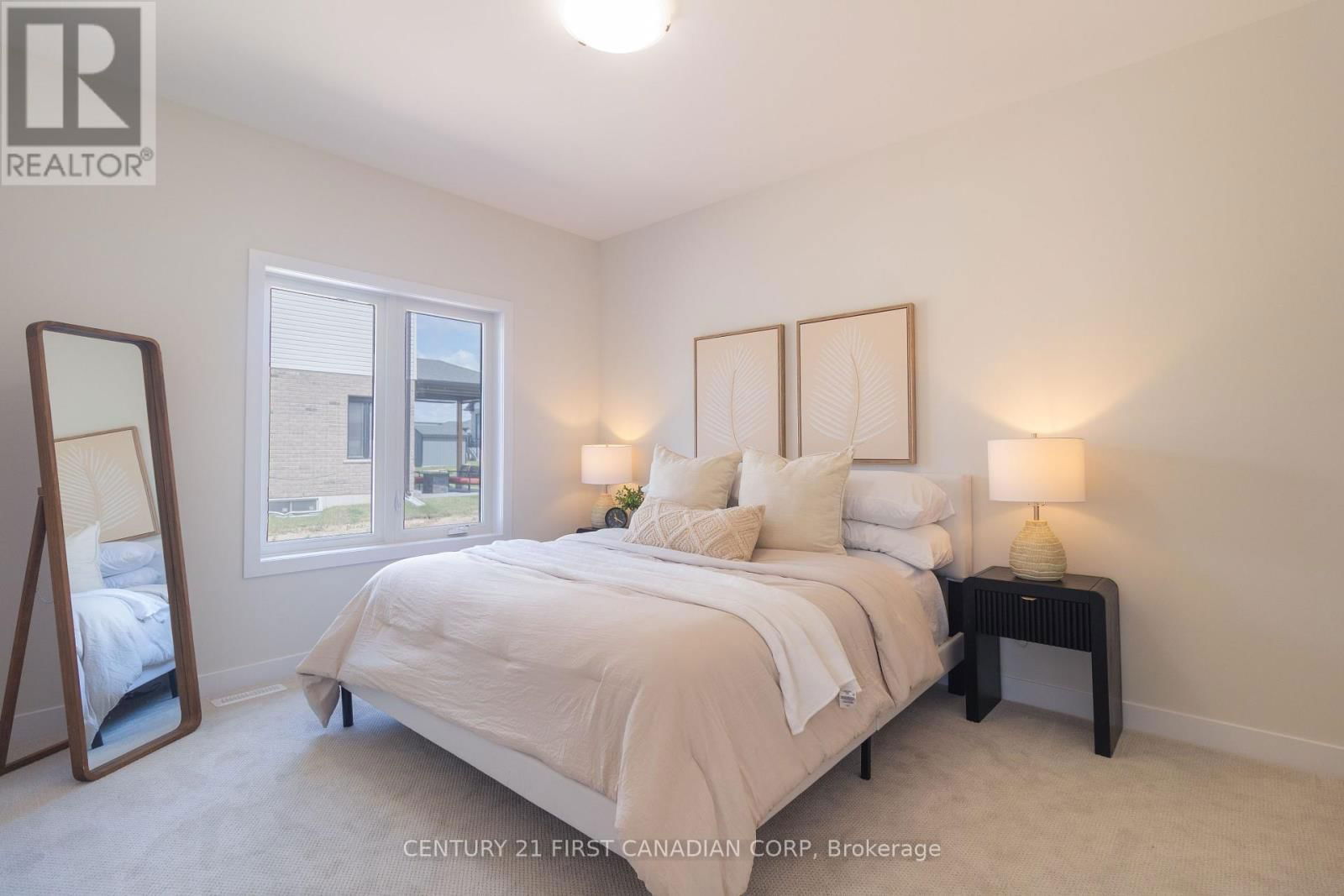 6694 HAYWARD DRIVE Image 14