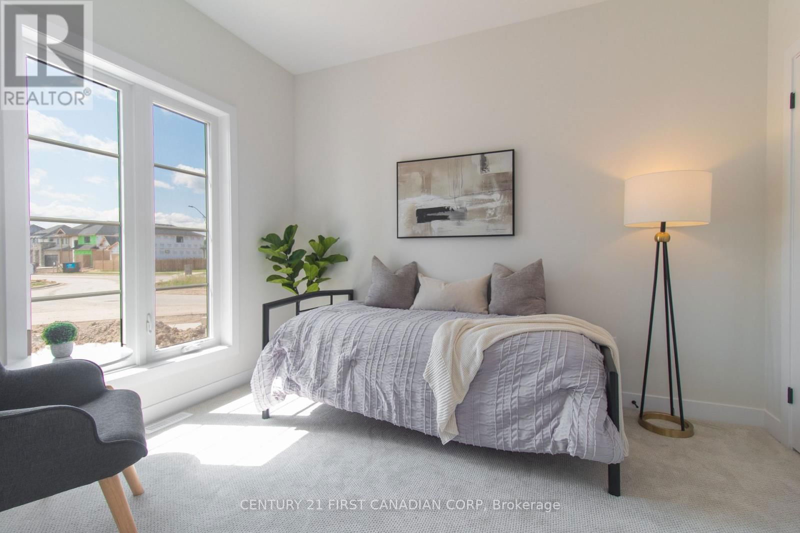 6694 HAYWARD DRIVE Image 17