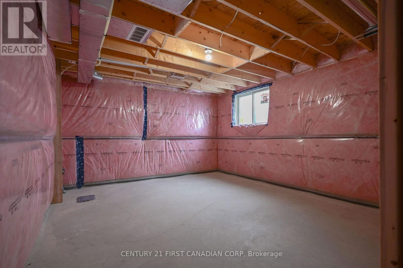 6694 HAYWARD DRIVE Image 25
