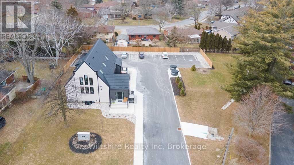 5 - 14 GLENDALE DRIVE Image 1