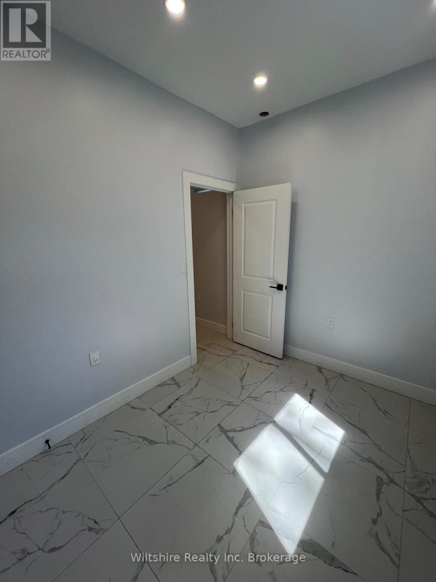 5 - 14 GLENDALE DRIVE Image 2