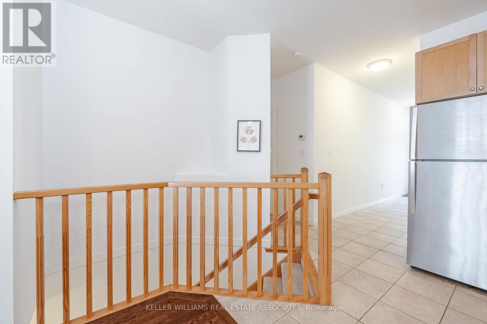 10 CORNFLOWER CRESCENT Image 22