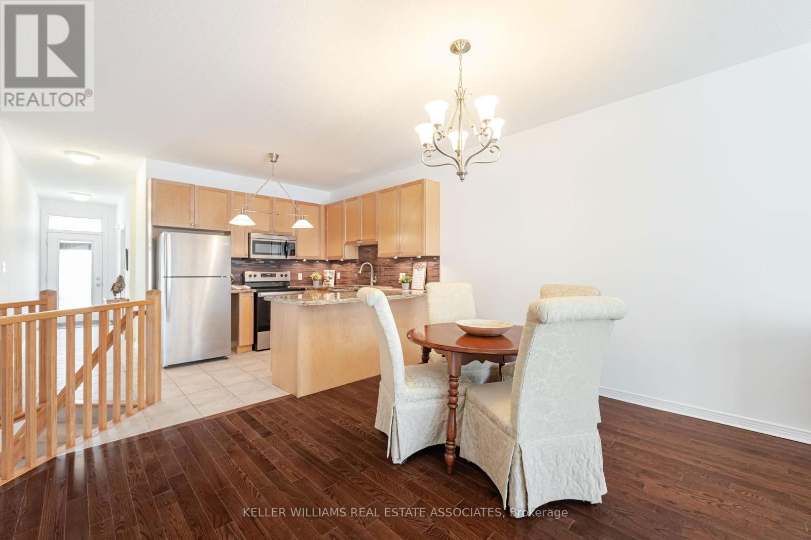 10 CORNFLOWER CRESCENT Image 9
