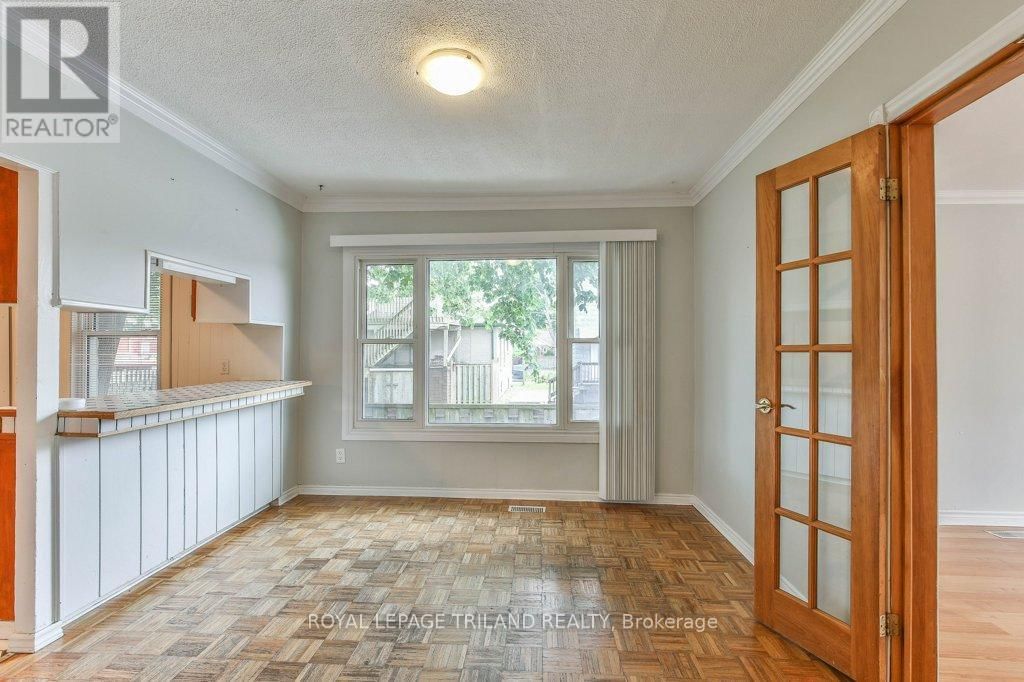10 LINWOOD STREET Image 12