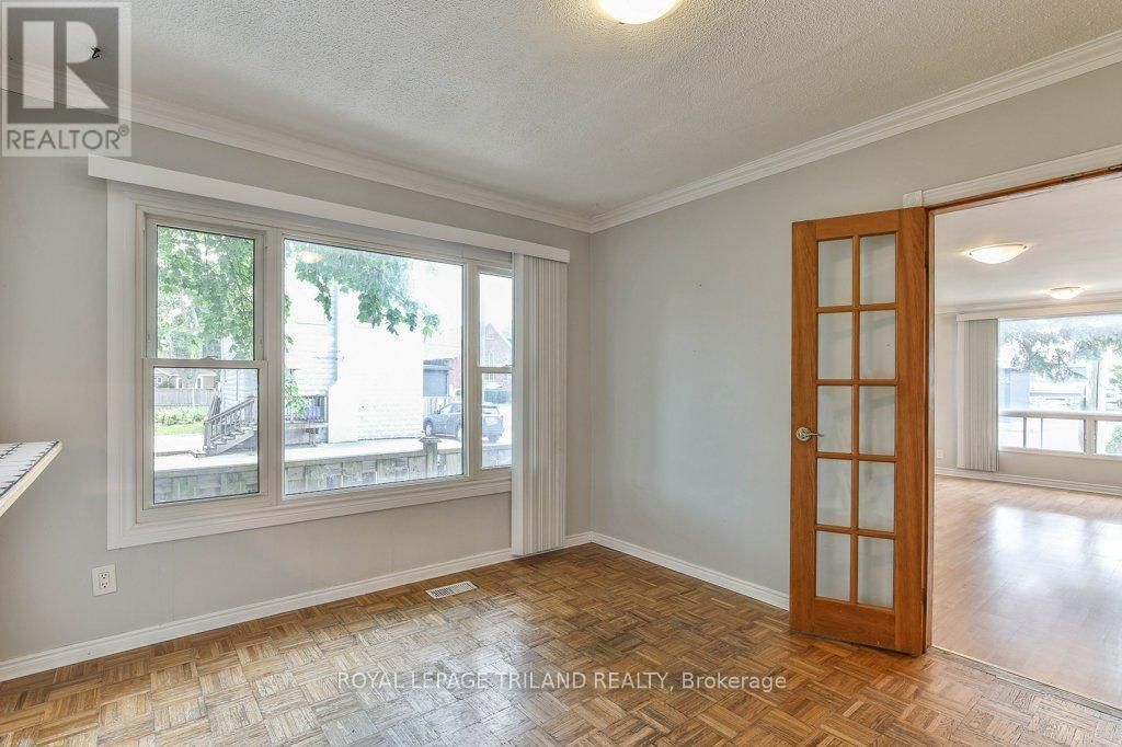 10 LINWOOD STREET Image 13