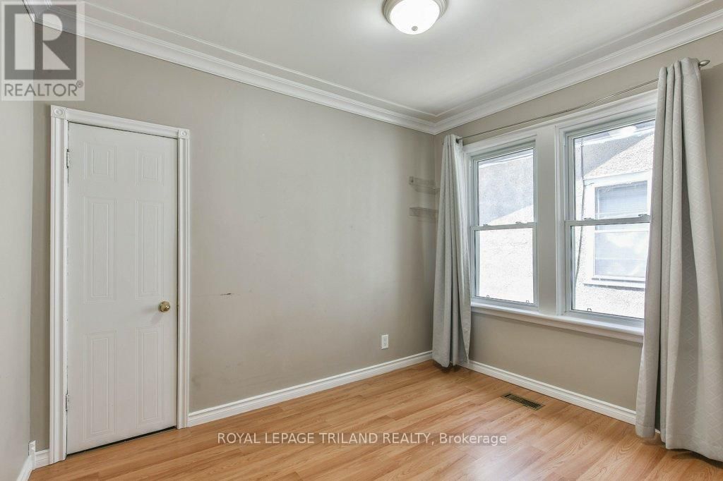 10 LINWOOD STREET Image 15