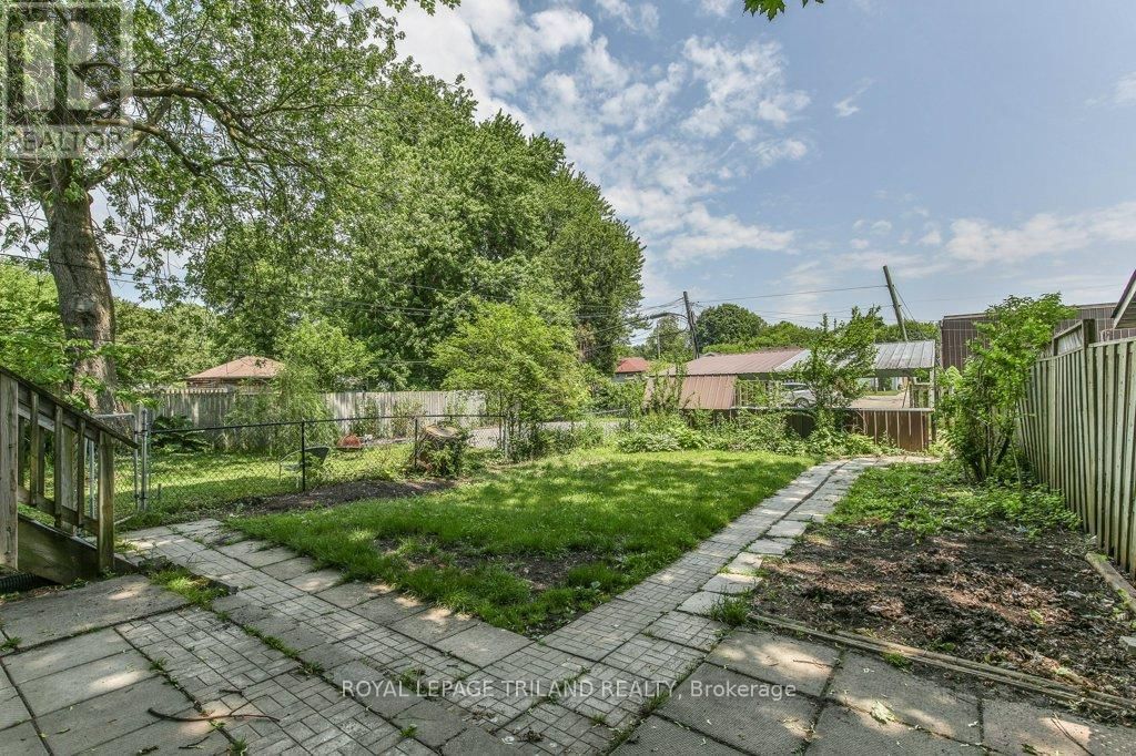 10 LINWOOD STREET Image 22