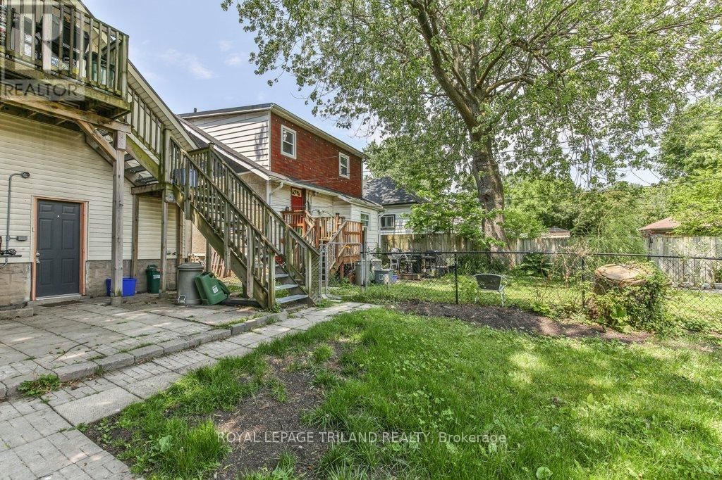 10 LINWOOD STREET Image 26