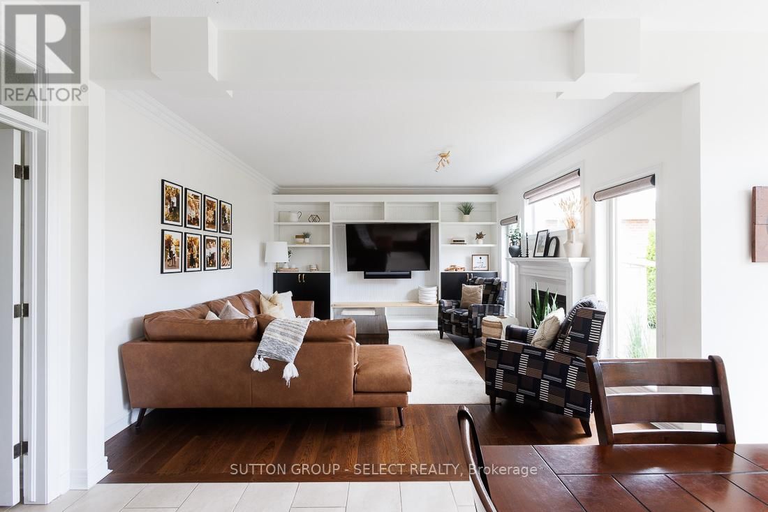 382 PLANE TREE DRIVE Image 15