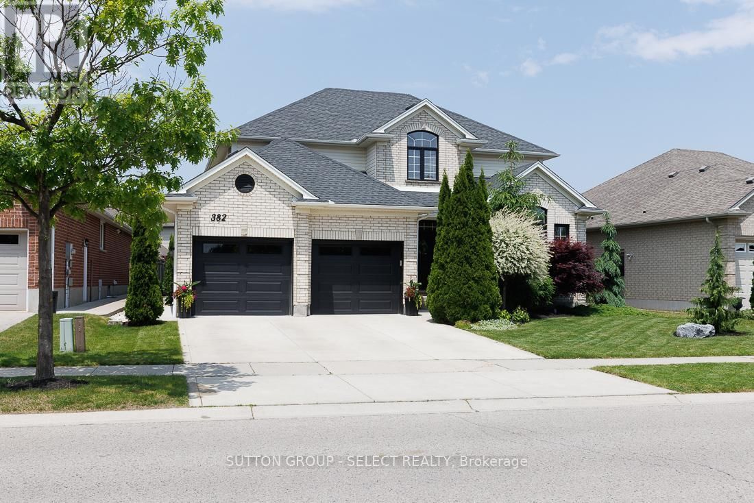382 PLANE TREE DRIVE Image 2