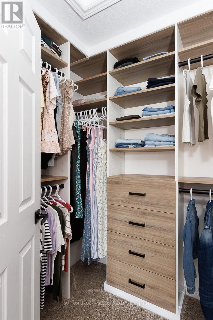 382 PLANE TREE DRIVE Image 23