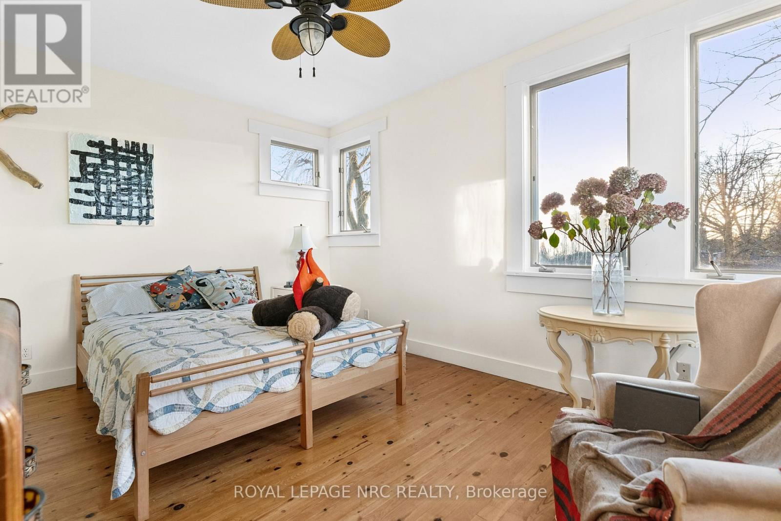 3765 CRYSTAL BEACH DRIVE Image 12